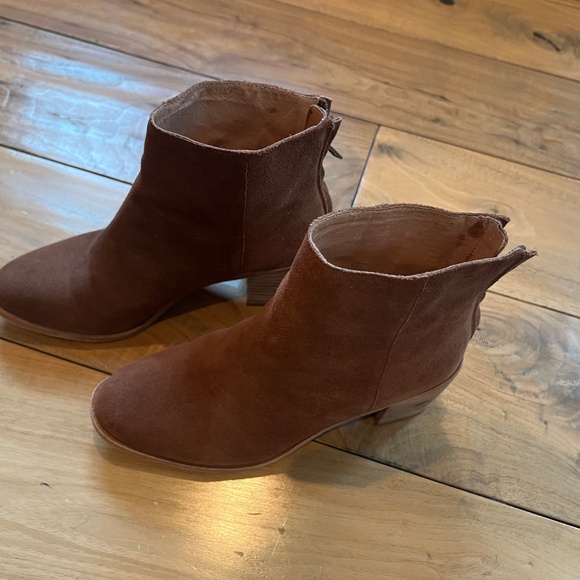Madewell Brown Suede Boots - Picture 2 of 5